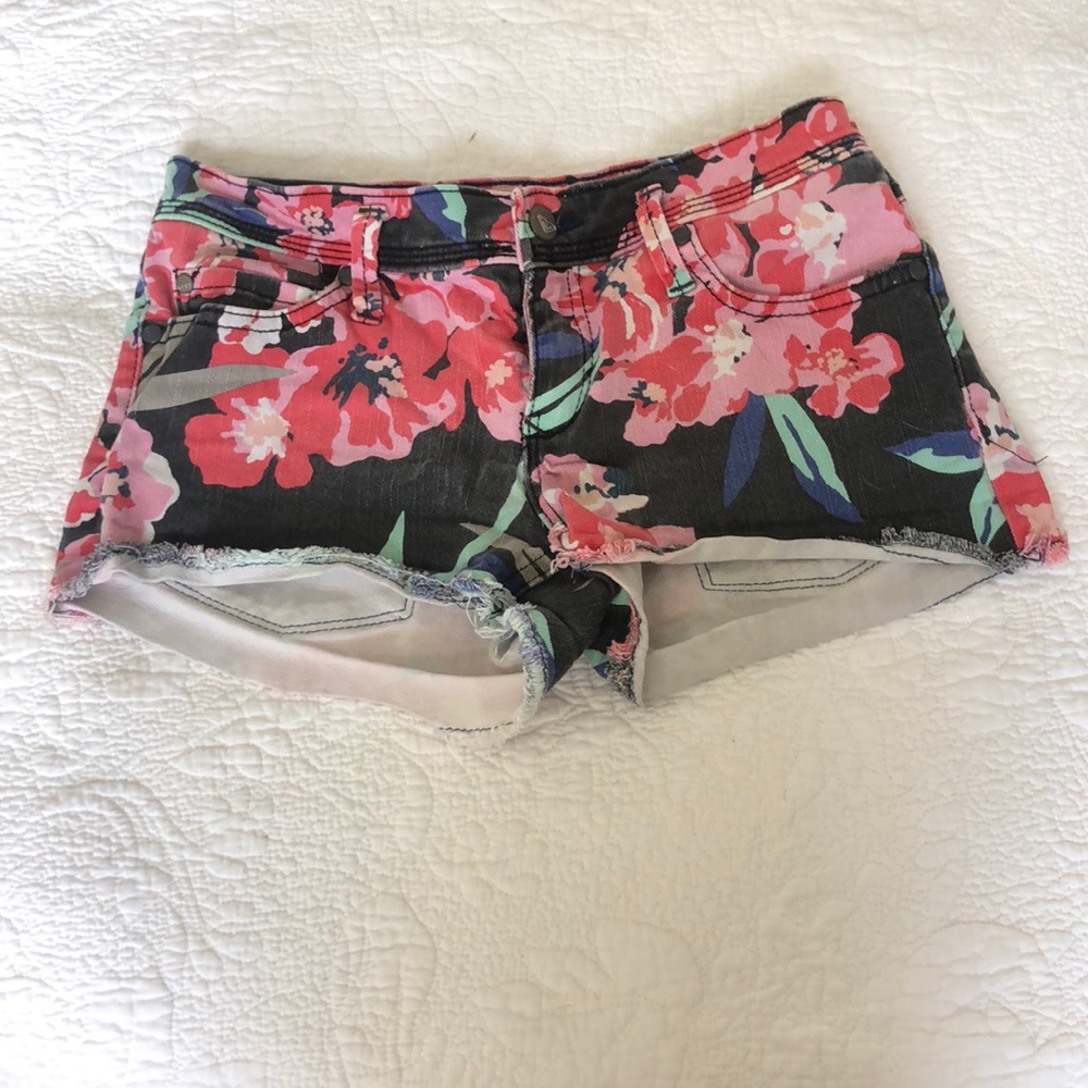 Roxy Shorts